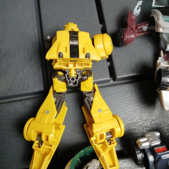 ASSORTED LOT OF 5 VTG + MODERN TRANSFORMERS VEHICLES FIGURES INCOMPLETE/COMPLETE - Picture 9 of 10